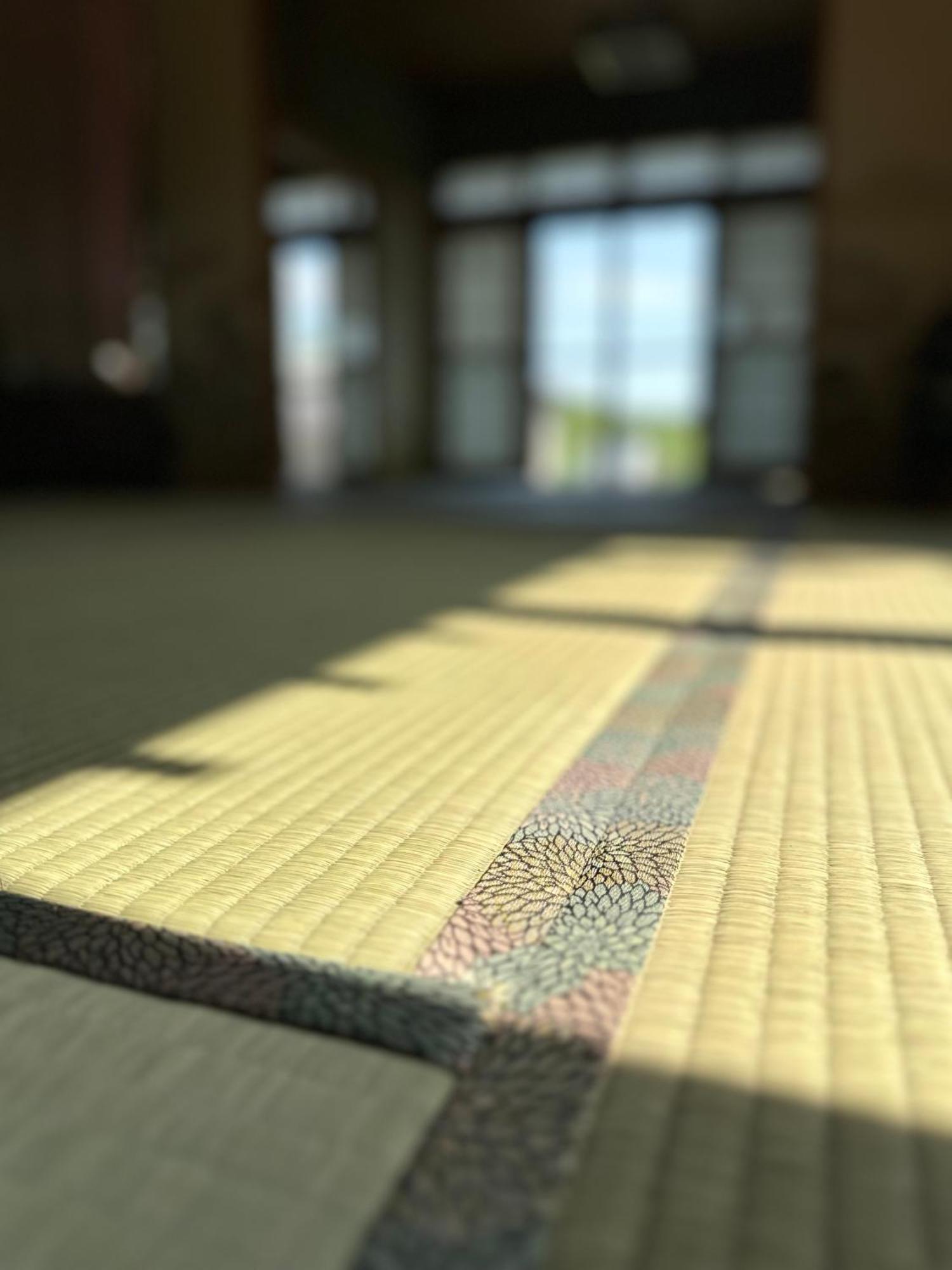 青森伝統芸能を楽しめる繭子の宿 Hacsinohe Kültér fotó