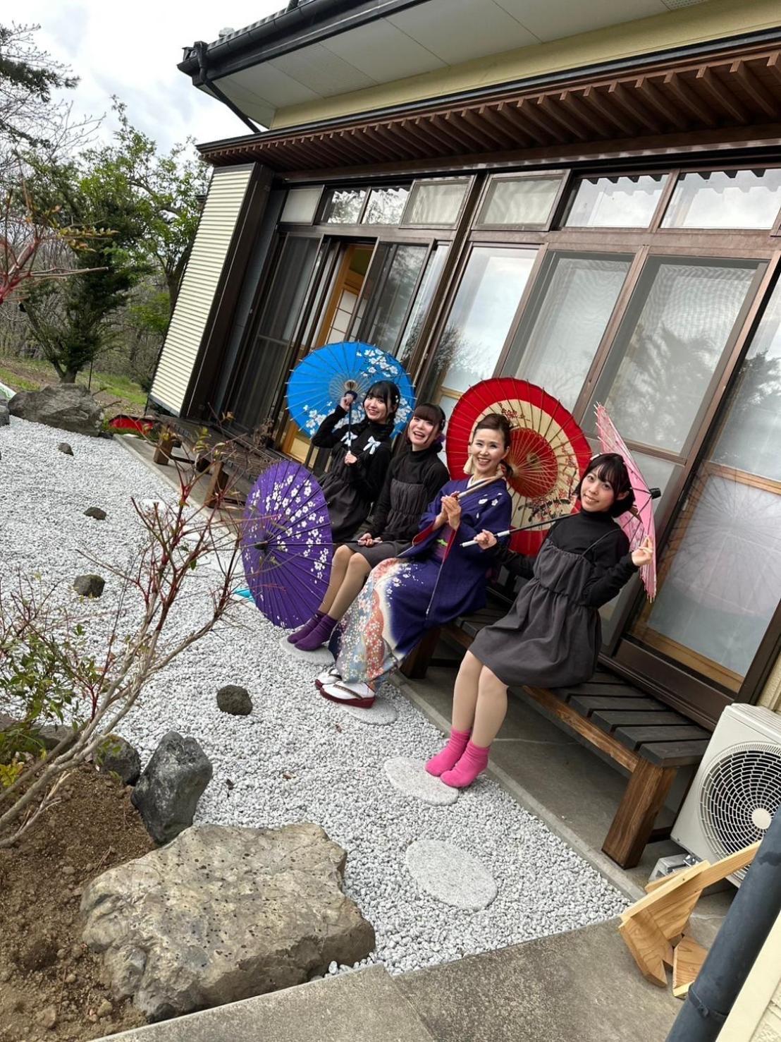 青森伝統芸能を楽しめる繭子の宿 Hacsinohe Kültér fotó